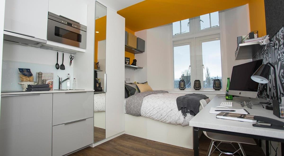 Modern City Living Studios At Riverside In The Heart Of Глазгоу Екстериор снимка