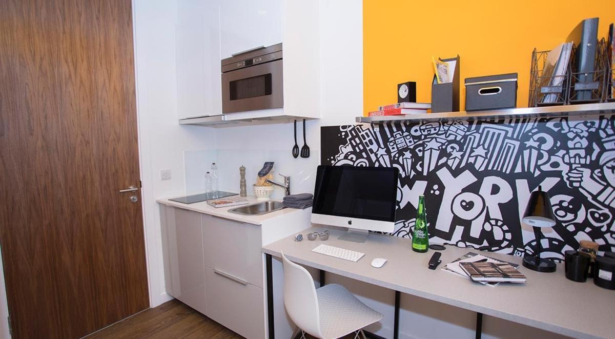 Modern City Living Studios At Riverside In The Heart Of Глазгоу Екстериор снимка